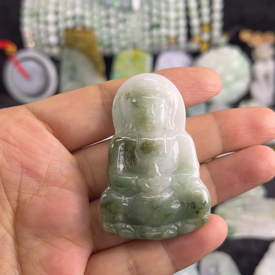 翡翠未镶嵌吊坠(不含链)瑕疵