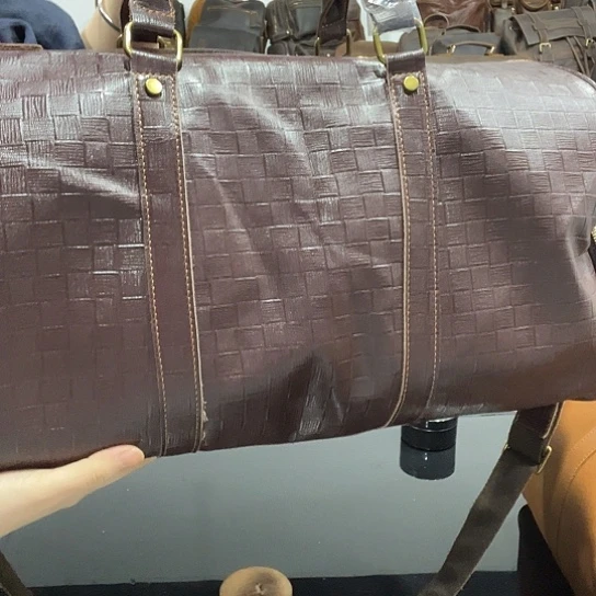 水牛剖层皮革旅包红