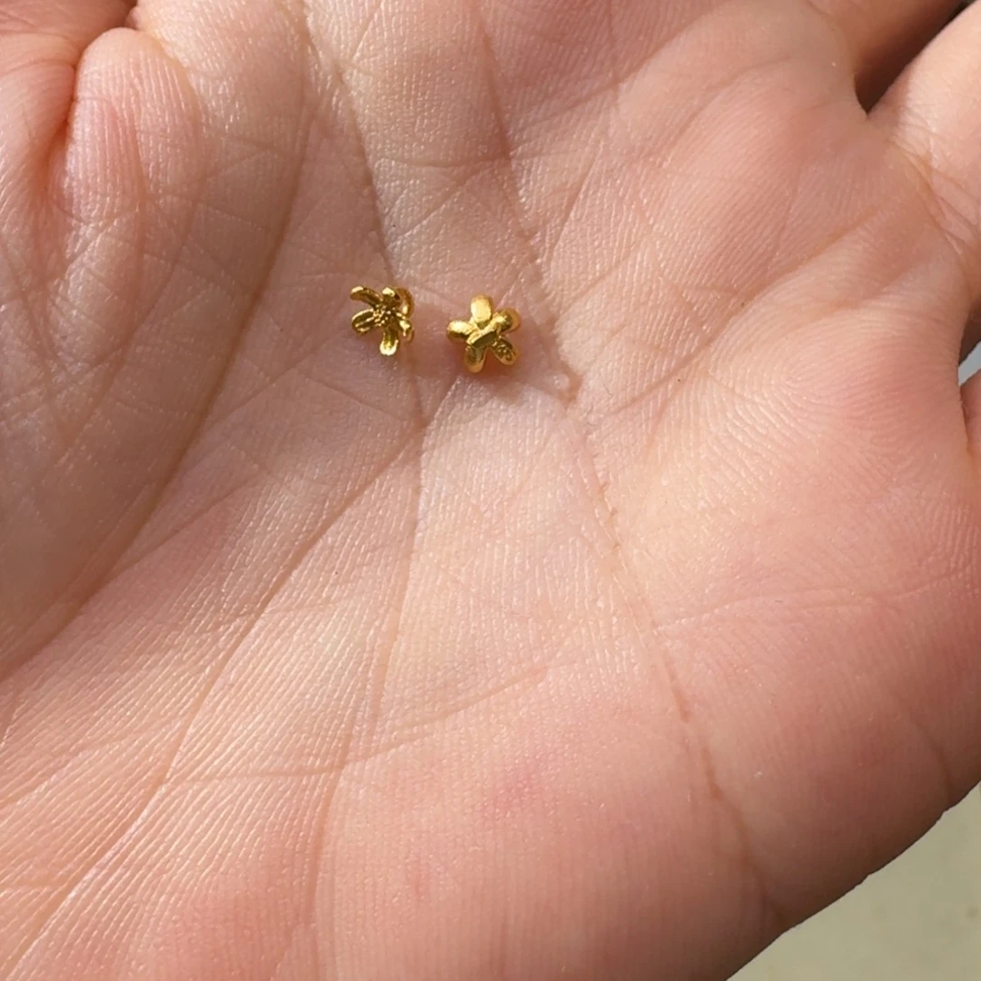 *****铁合金无小花花2枚