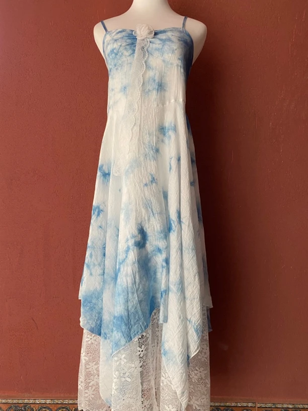 小英同款扎染吊带连衣裙夏季不规则款式显气质