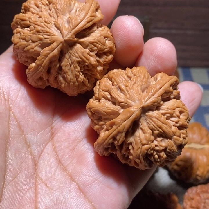 文玩核桃把件46球筋