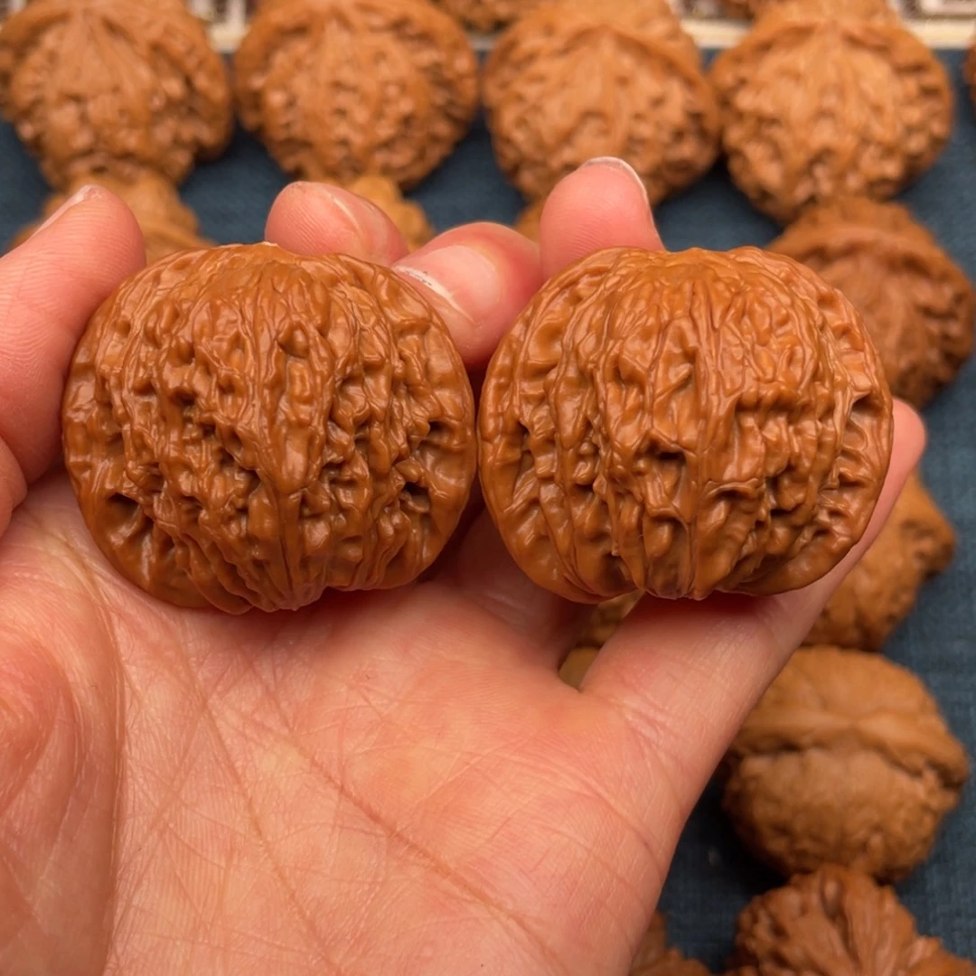 文玩核桃把件39全品山地石子正磨