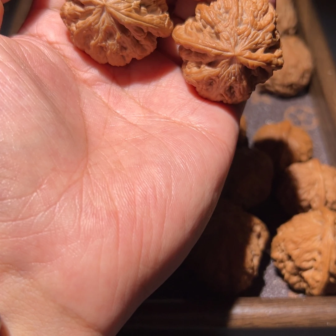 瑞麟文玩核桃大粗筋 38.38.35