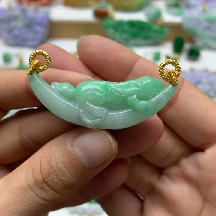 颈饰未镶嵌翡翠翡翠