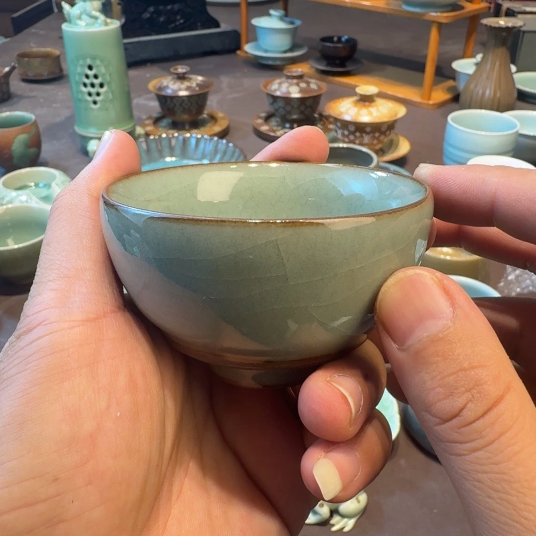龙泉青瓷茶具微瑕