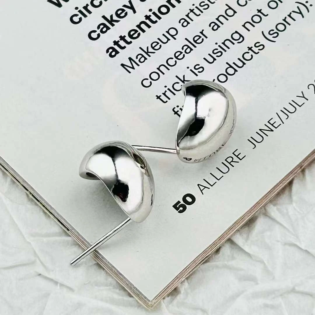 足银耳饰 S999纯银轻奢大牌感百搭重工银豆耳钉时尚简约韩版气质