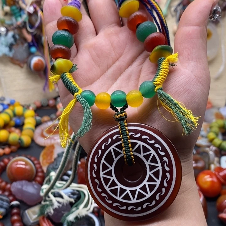 玛瑙/玉髓颈饰未镶嵌