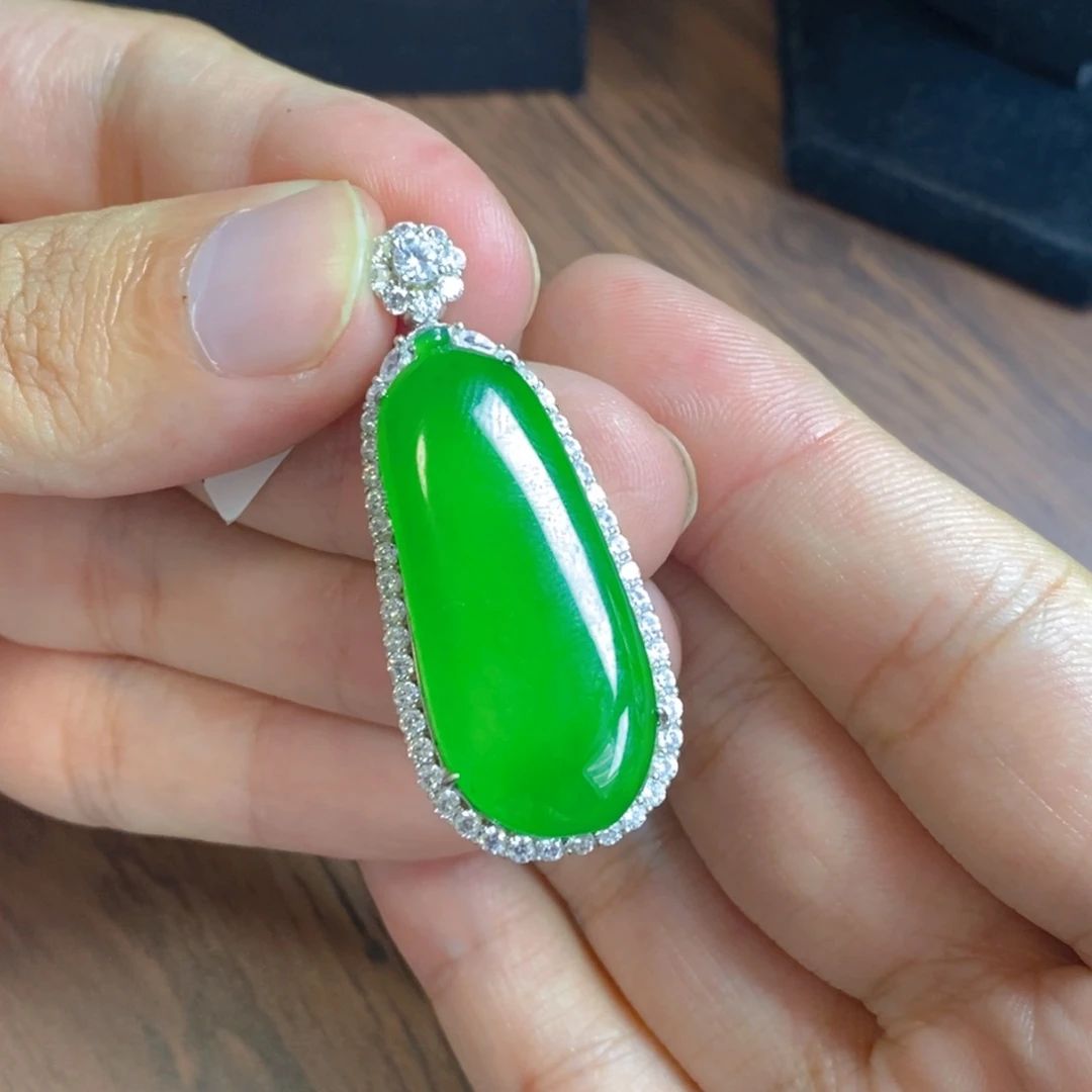 翡翠银S925镶嵌颈饰