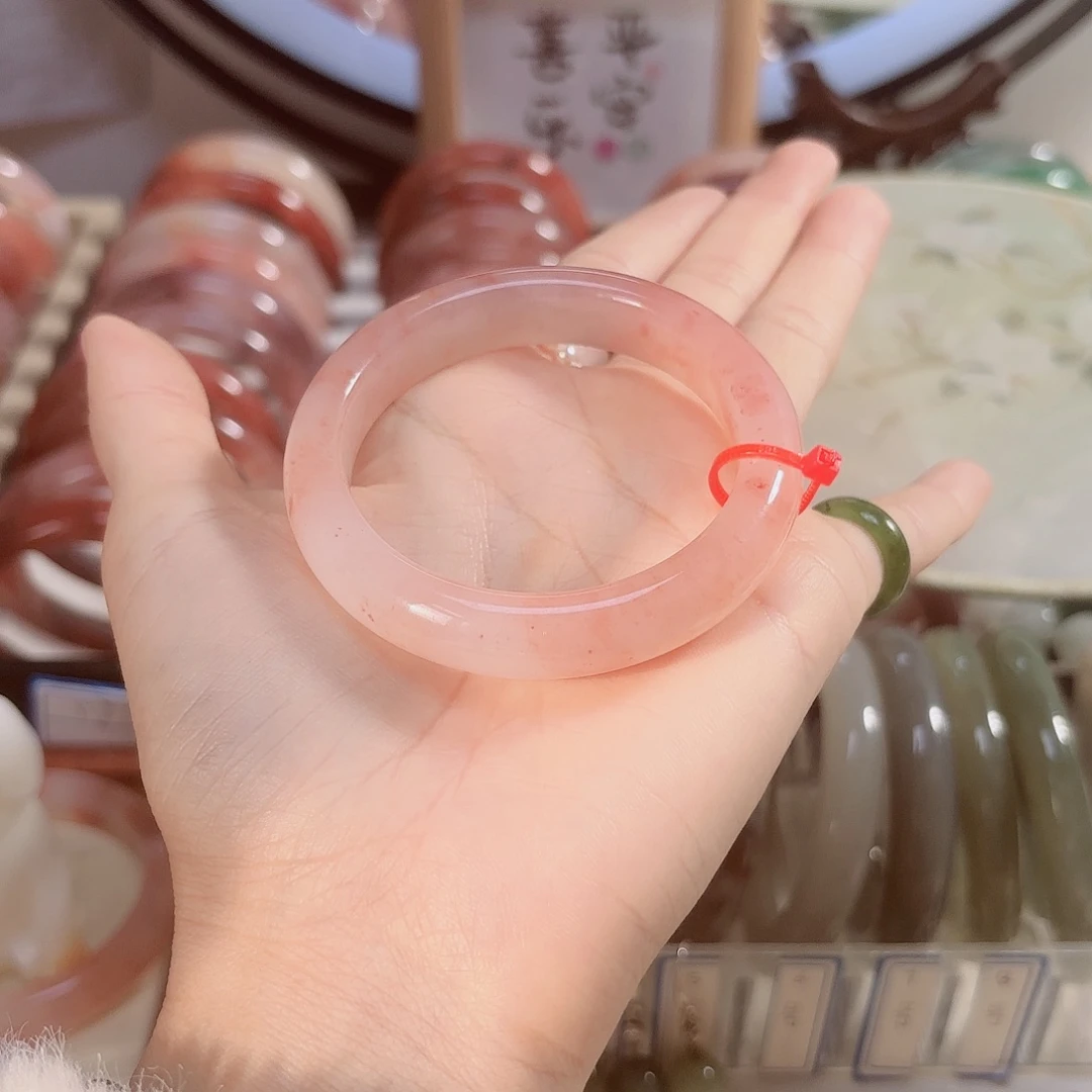 石英质玉手镯未镶嵌V****a