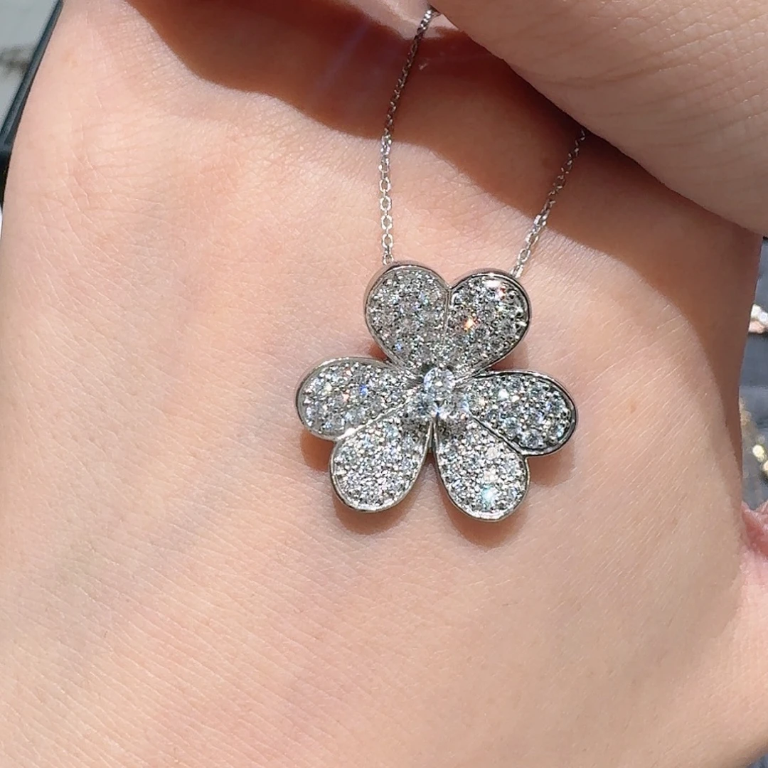 实验室培育钻石铂Pt950镶嵌项链大号三叶草