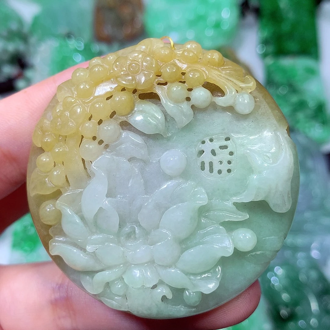 吊坠(不含链)未镶嵌翡翠