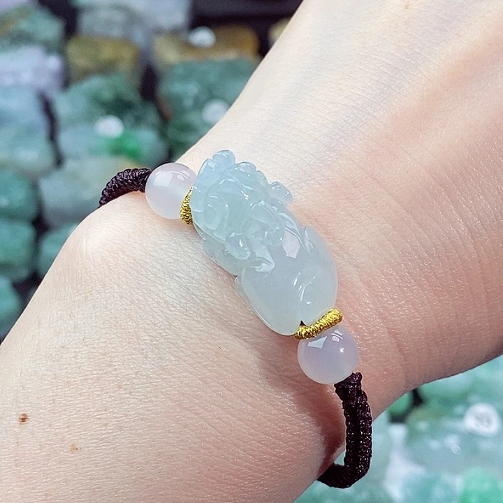 颈饰未镶嵌翡翠天然