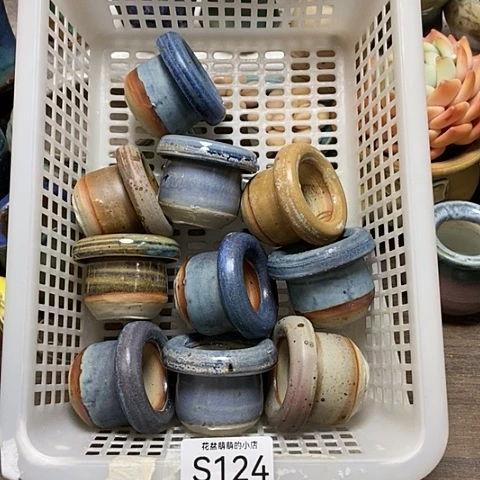 紫砂花盆124微瑕品口径3.5左右