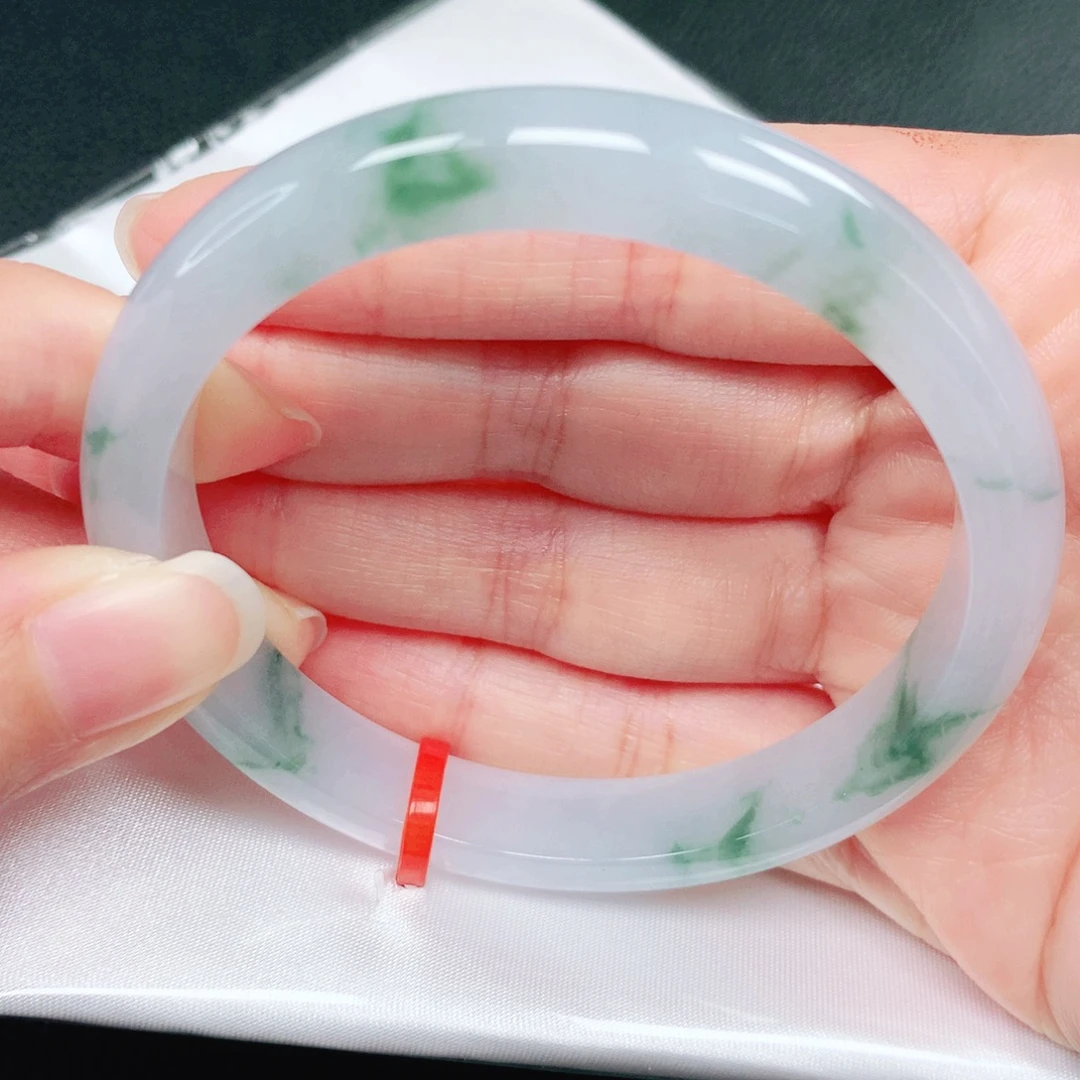 翡翠未镶嵌手镯57圈