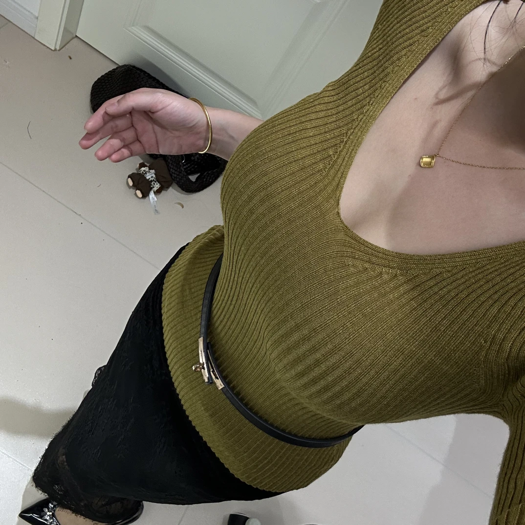 【你伍老板娘】复古v领针织t复古古早羊毛厚款打底衫