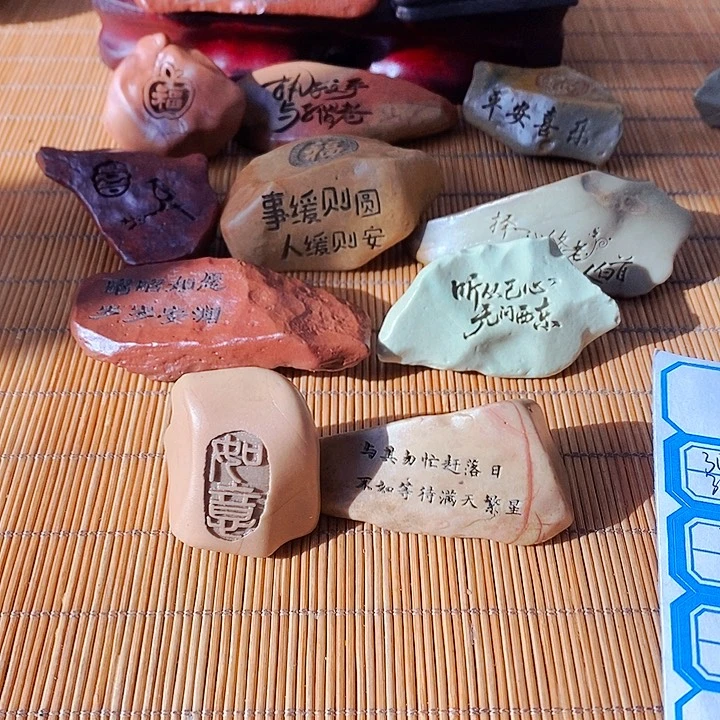 青***稞原石雕刻工艺品手把摆件