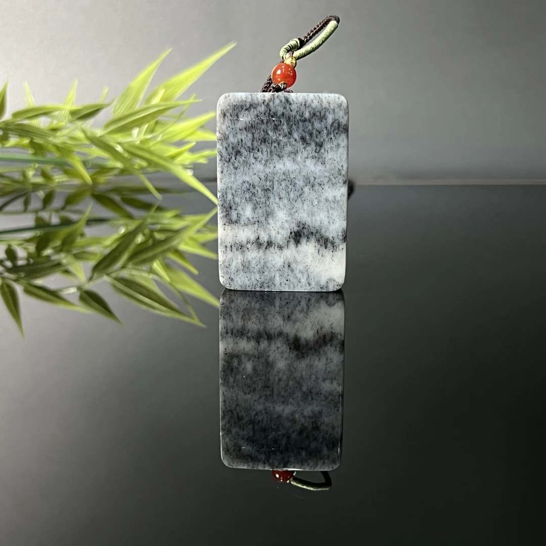 1205GC8870和田玉挂件