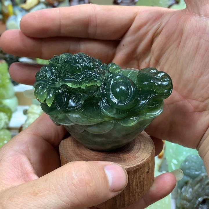 匠***）蛇纹石玉未镶嵌手把件