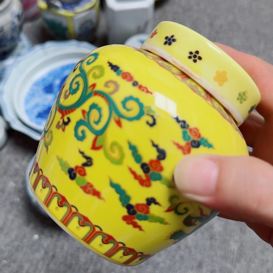 摆件瓷器的工艺技术特点