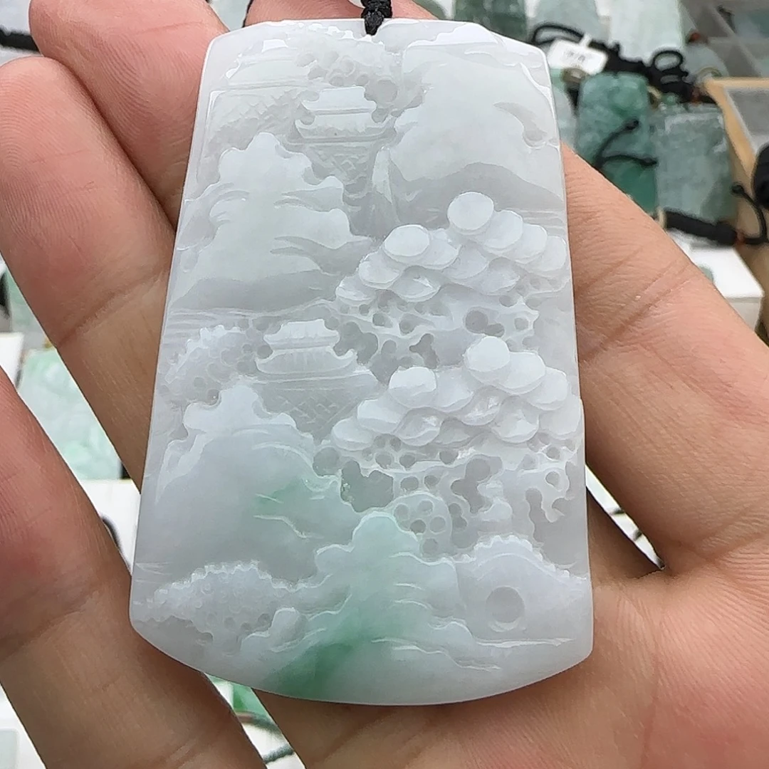 翡翠未镶嵌颈饰翡翠