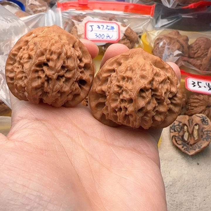 文玩核桃吊坠I****叔宫灯43.5