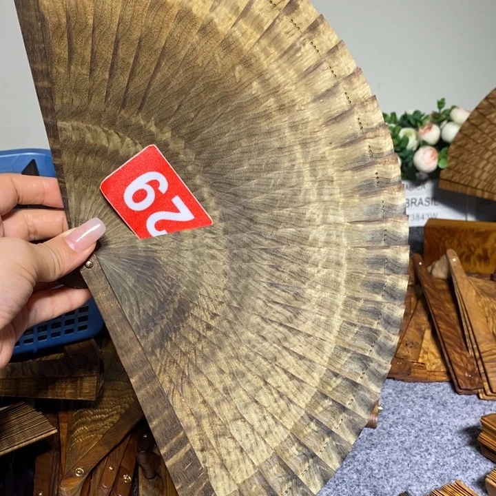 金丝楠荣***哥金丝楠木扇子