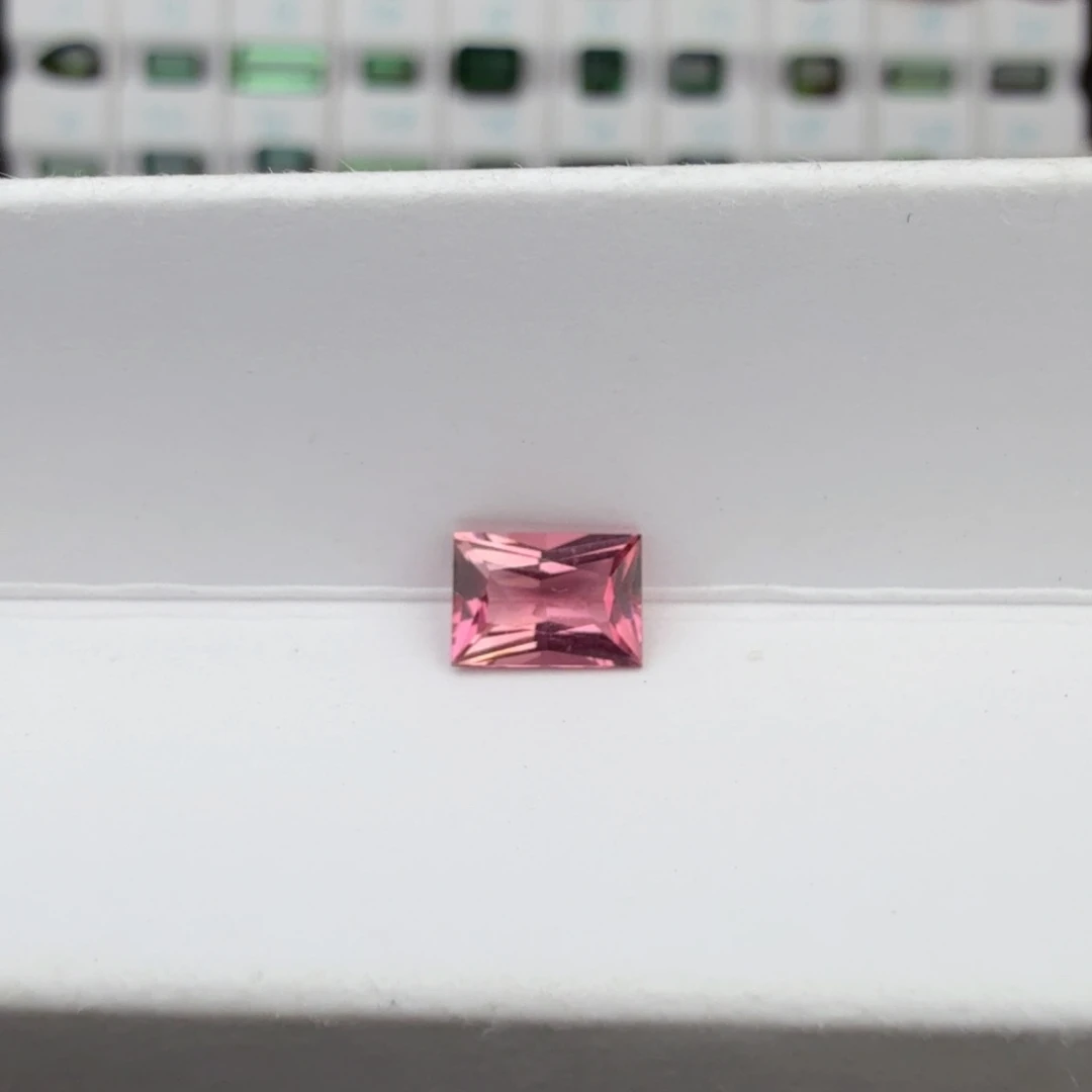 未镶嵌珠宝半成品碧玺天然0.85克拉