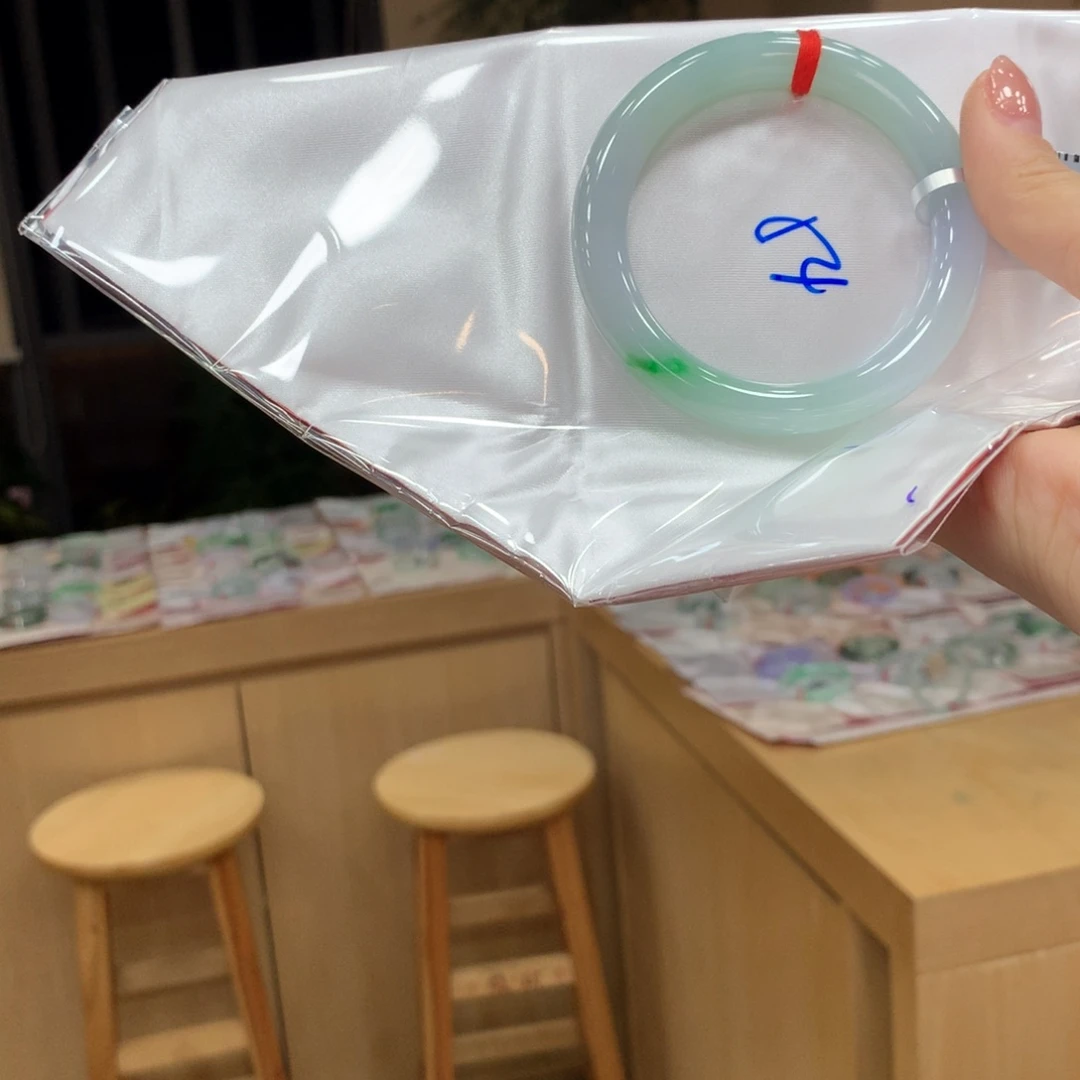 未镶嵌手镯翡翠不退不换