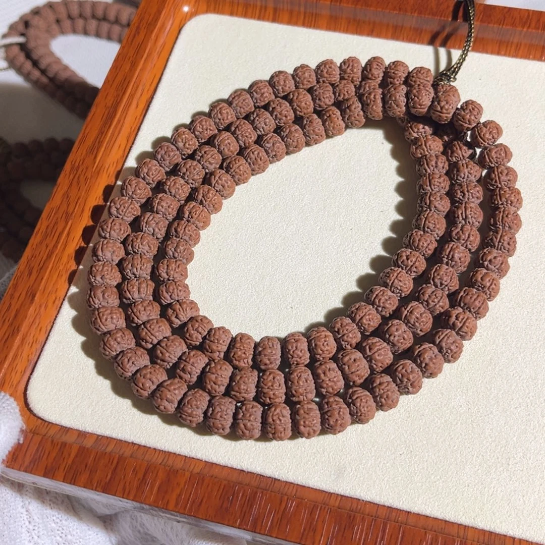 金刚菩提吊坠纯血老树王小金刚