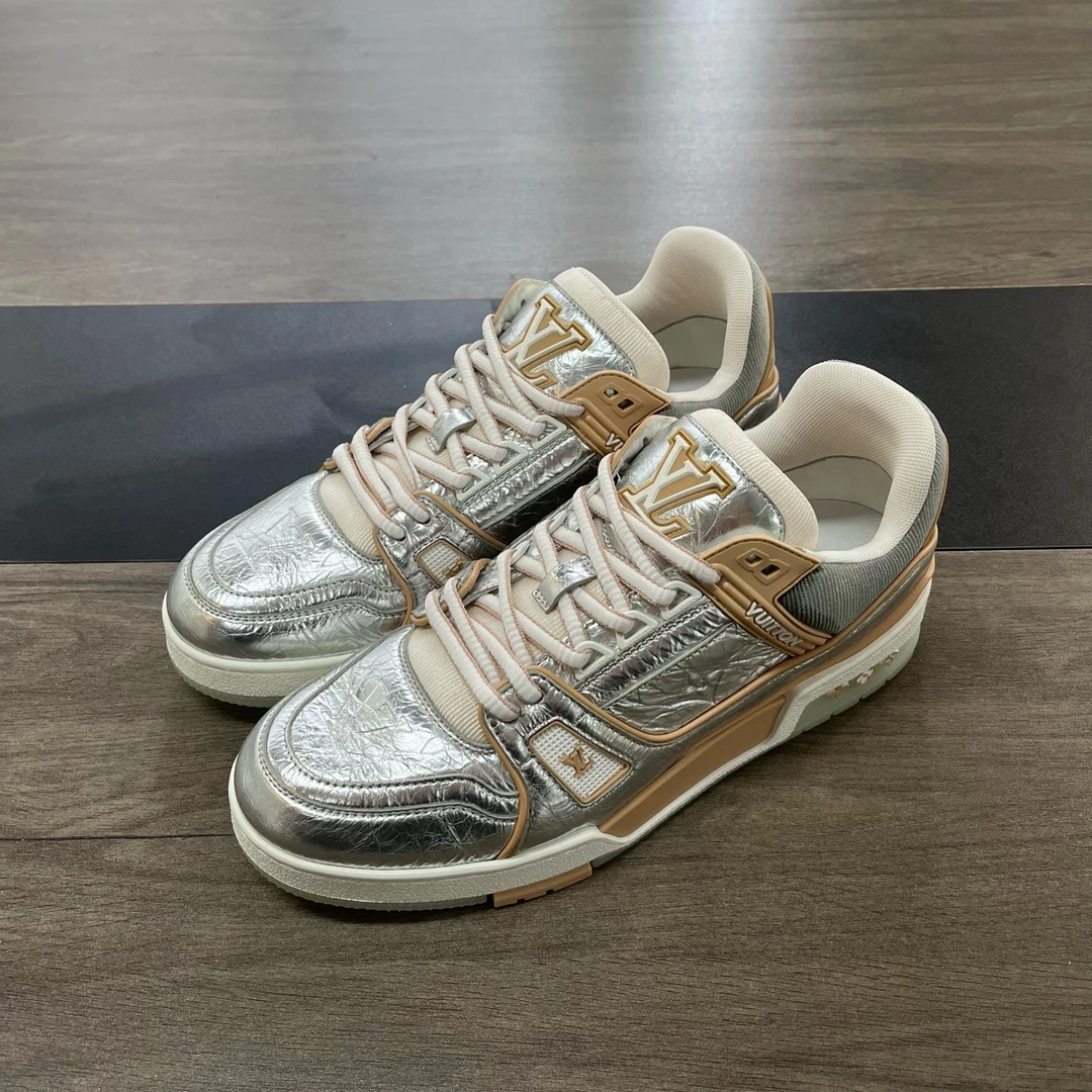 99新 LouisVuitton/路易威登 LV trainer锡纸银 40.5码 g1201