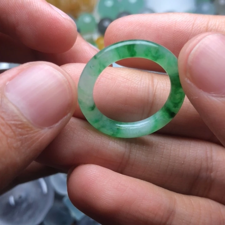 未镶嵌定制翡翠挂件