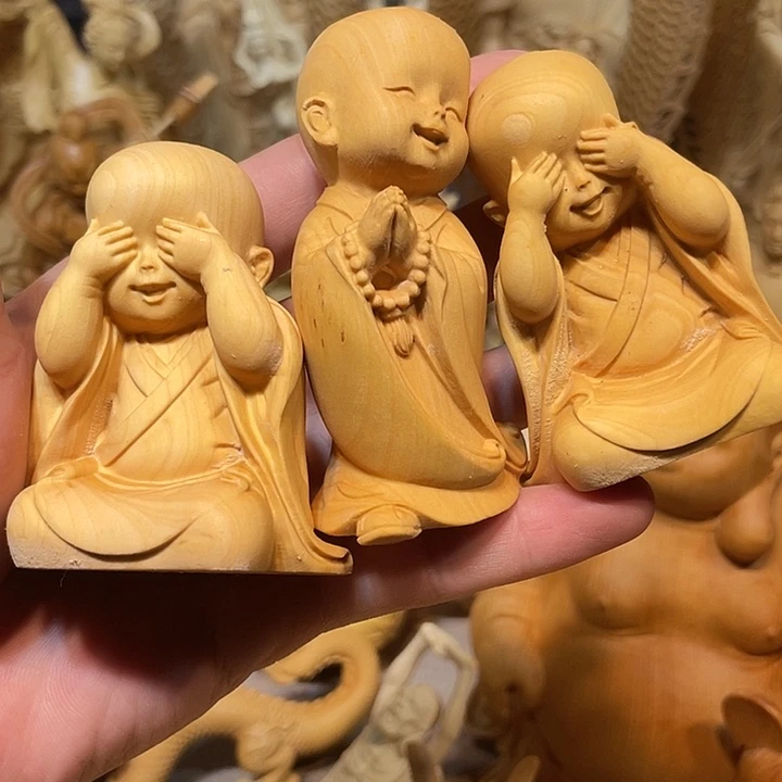 黄杨木小瑕疵三不和尚