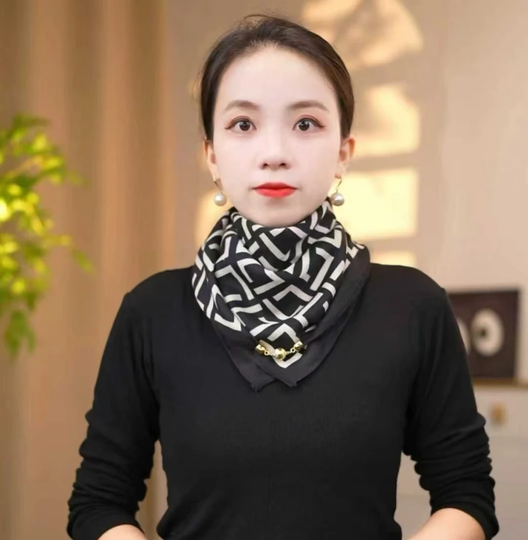2025新款秋冬保暖复古时尚丝巾磁吸扣小方巾围脖披肩围巾女款爆款