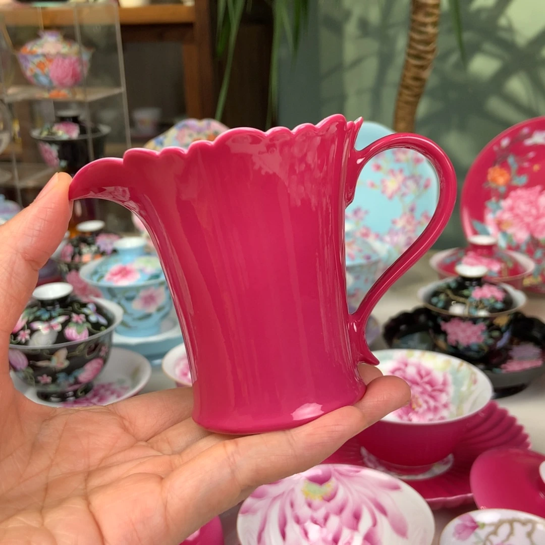 陶胭脂红花口公道杯手工雕