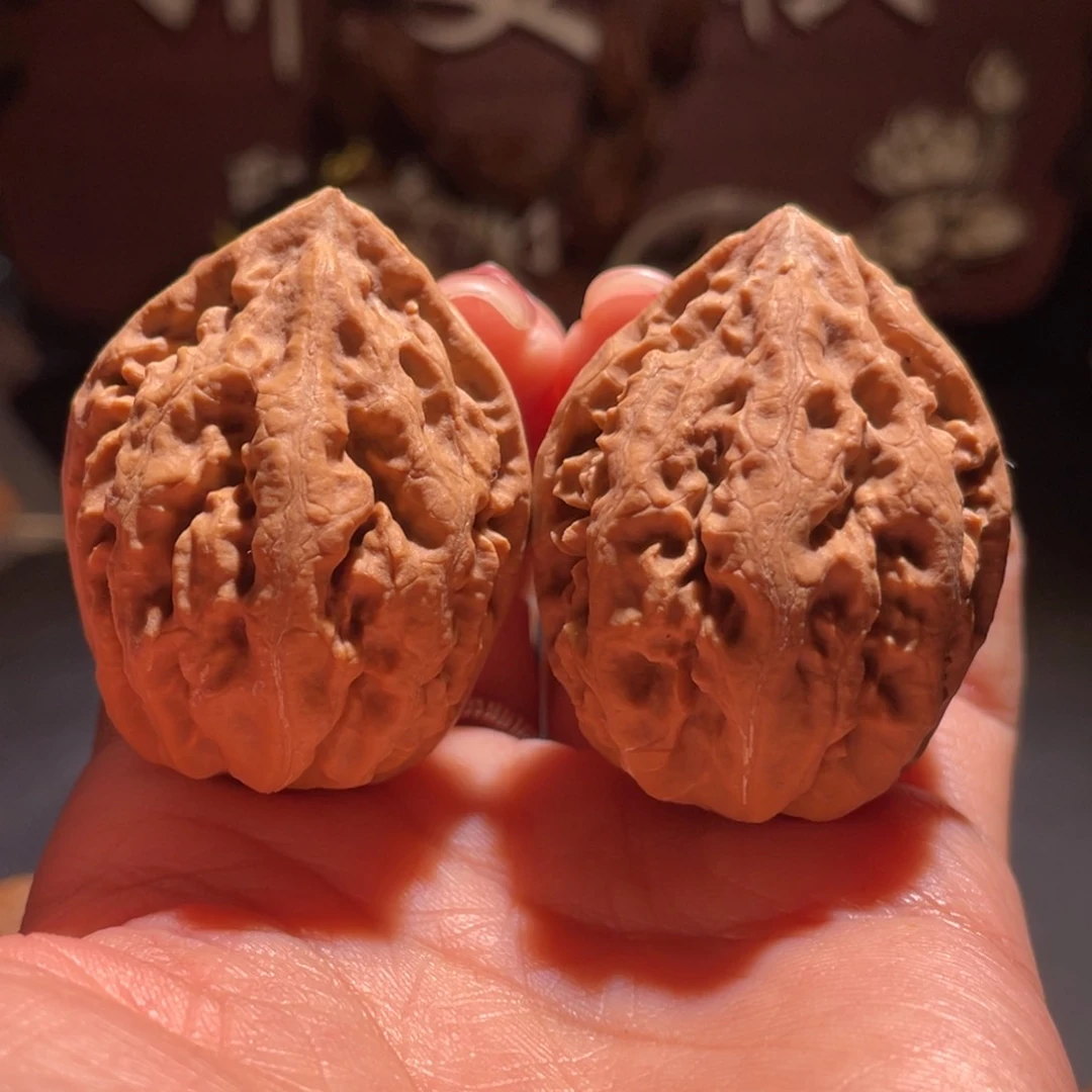 文玩核桃吊坠老树龙纹11