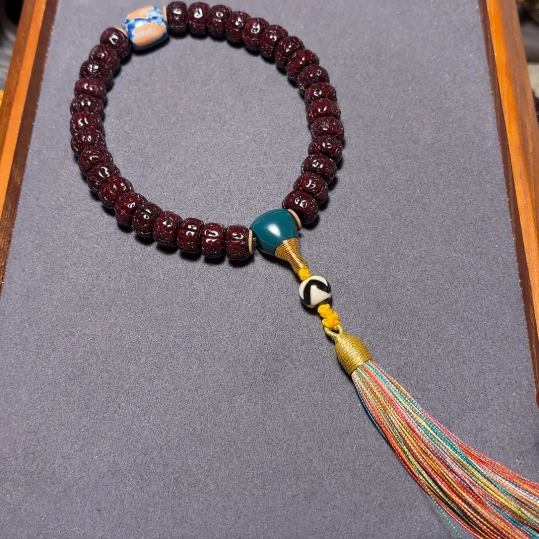 金刚菩提吊坠黑金刚手持12mm