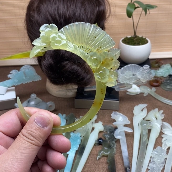 蛇纹石玉未镶嵌发簪