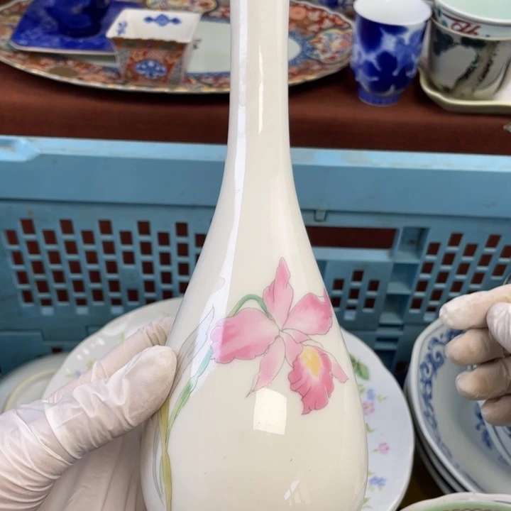 陶他家瓷器真美….开播了