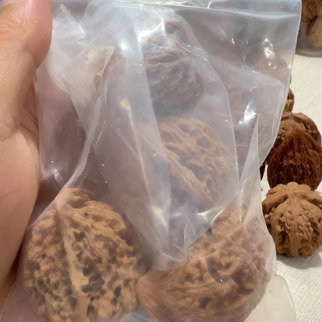 少***话文玩核桃座山雕虎头