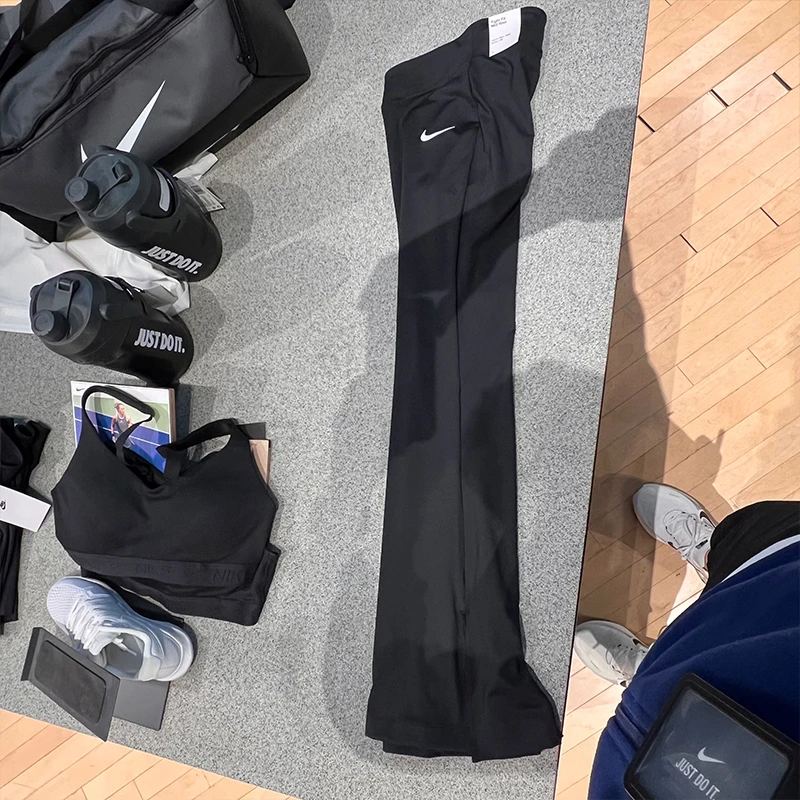 Nike耐克2025春新款女子运动休闲中腰喇叭开衩紧身长裤IB5586-010