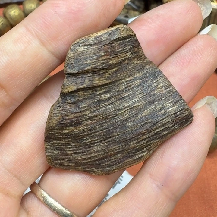 大叶紫檀（黑酸枝木类）