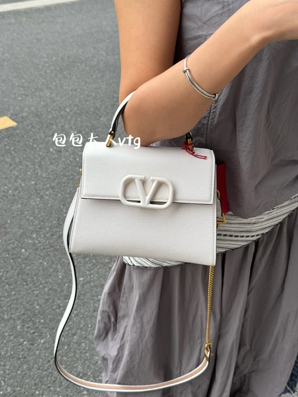 99新 Valentino/华伦天奴 白金全皮vsling单肩包