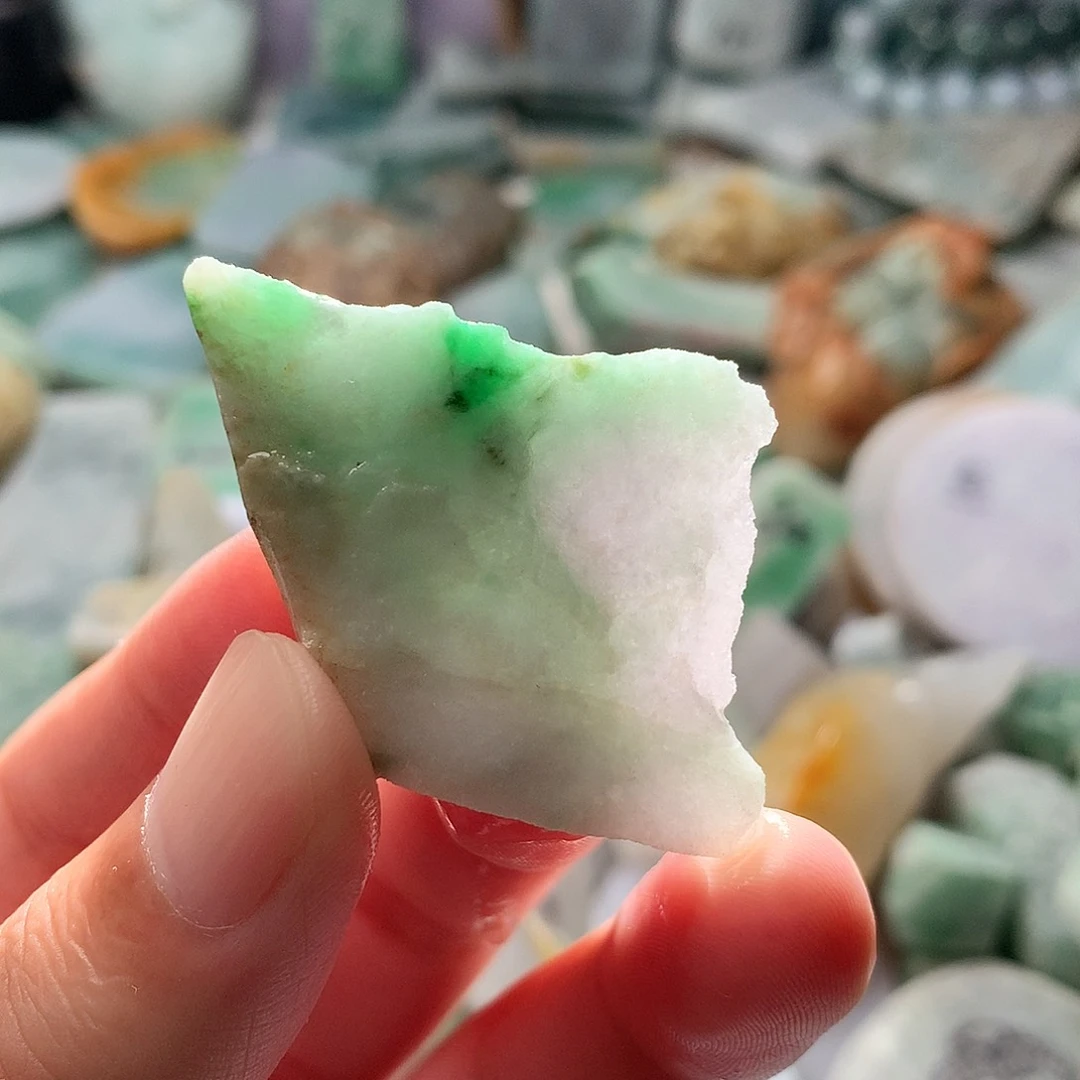 翡翠散珠翡翠原石片料