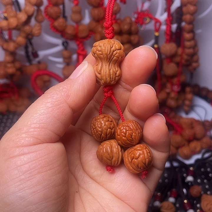 吊坠桃核龙纹桃枭