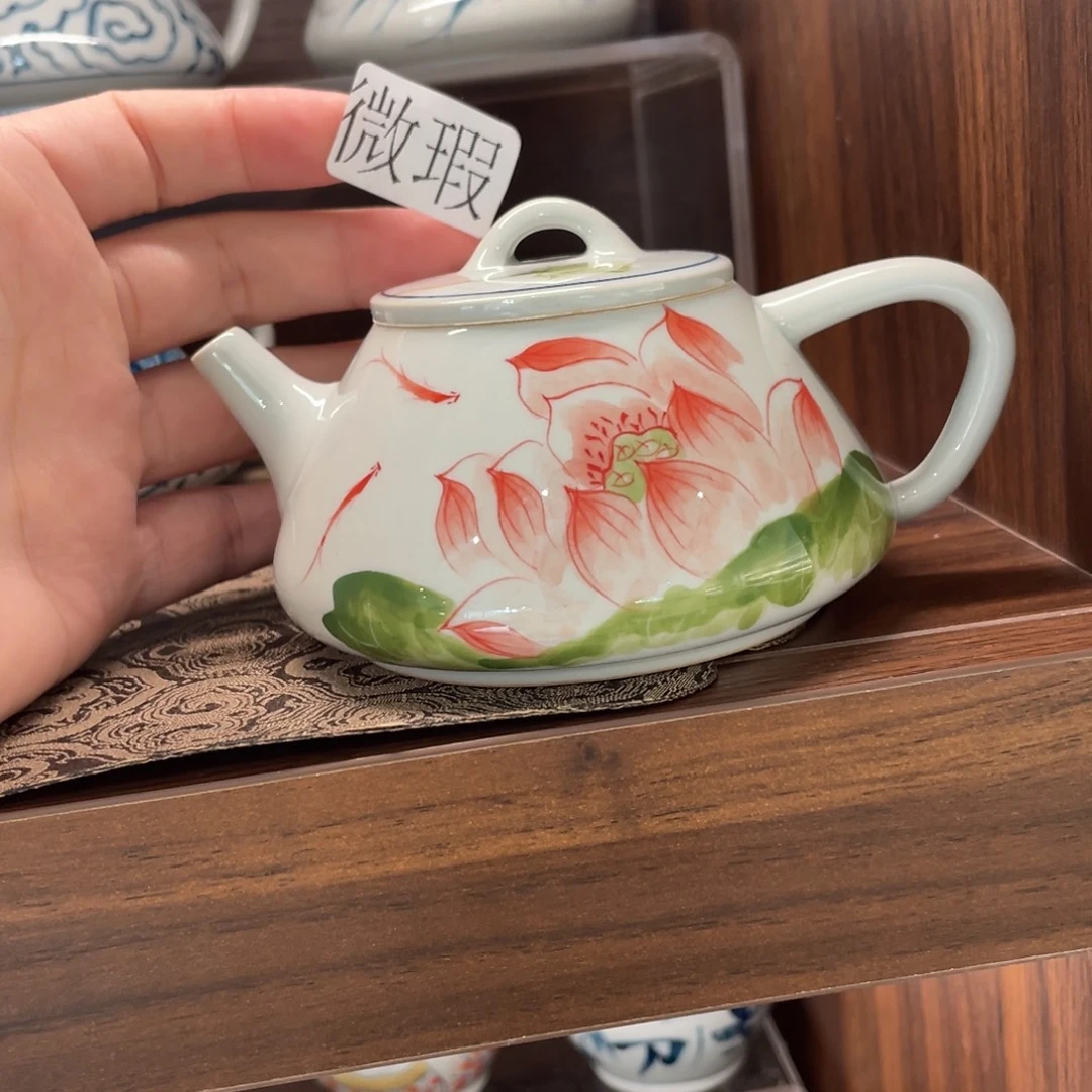 釉下手绘茶具微瑕