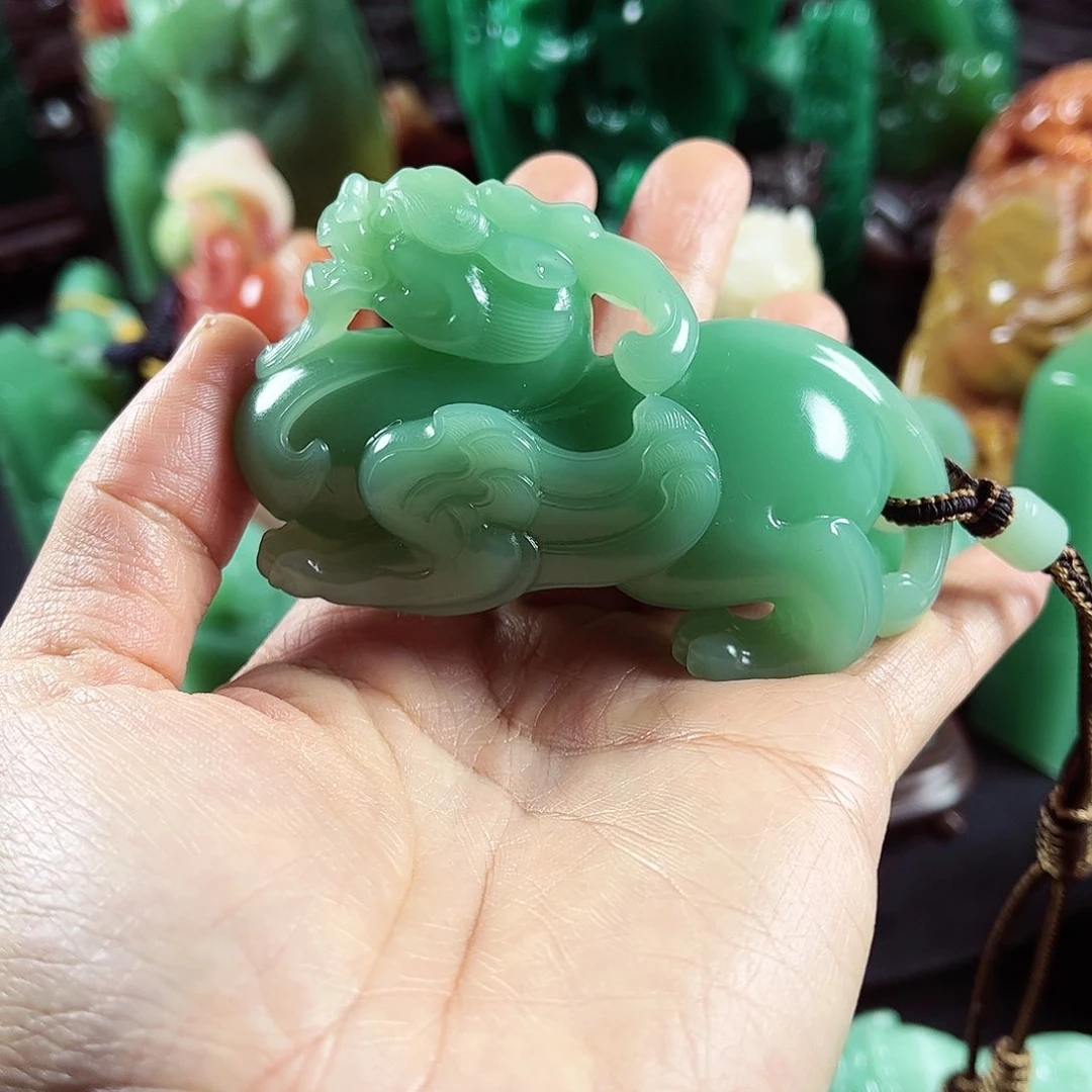 四川石含****读名贵石材梅子青