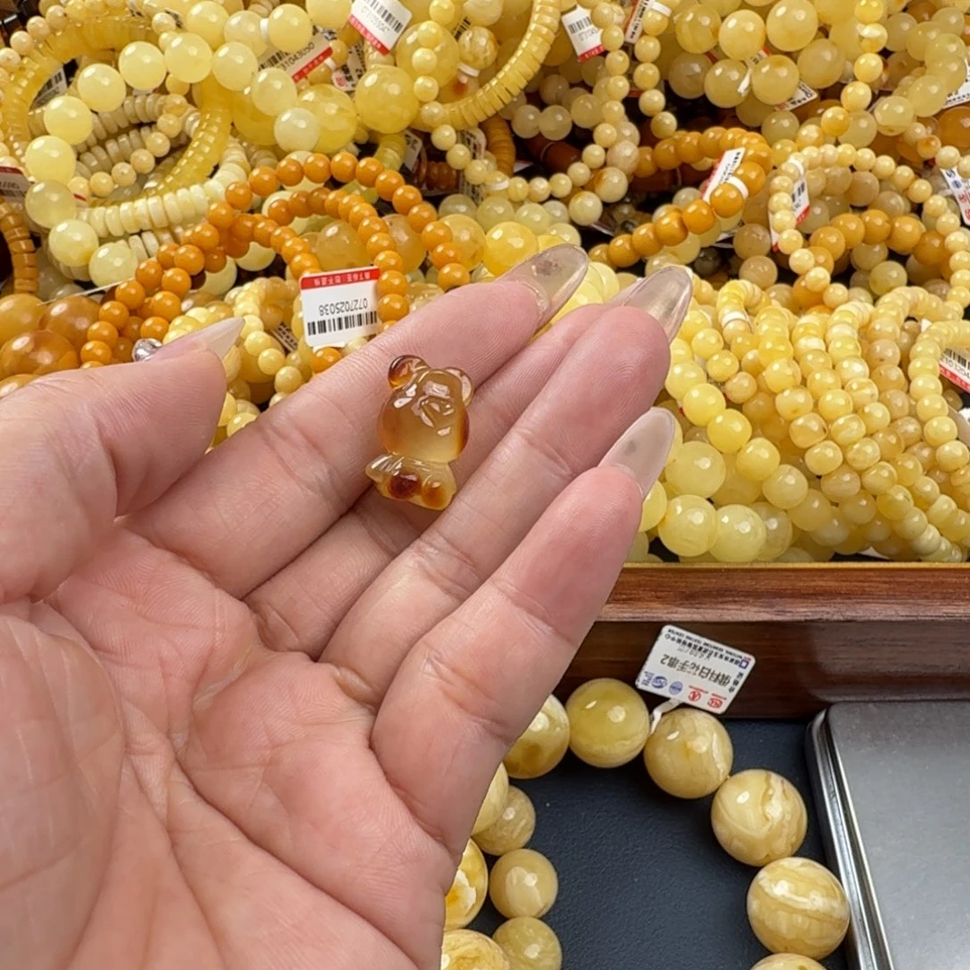 琥珀未镶嵌珠宝奇石