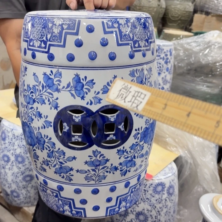 微瑕青花瓷器值得购买