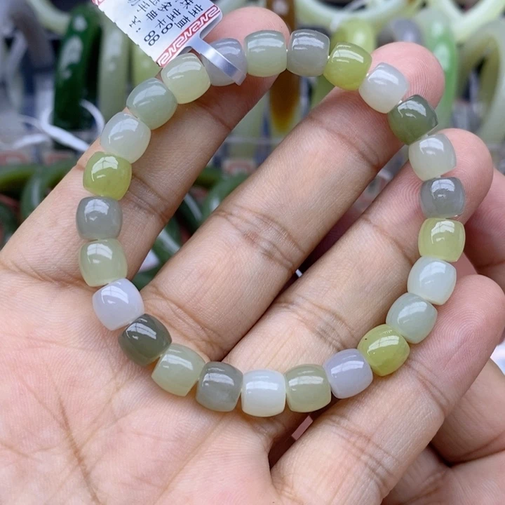 和田玉未镶嵌手链卡8