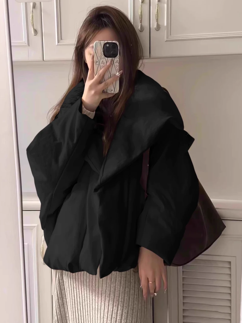 年终狂欢季2025新上市流行爆款冬季高级感独特超好看翻领黑棉服女